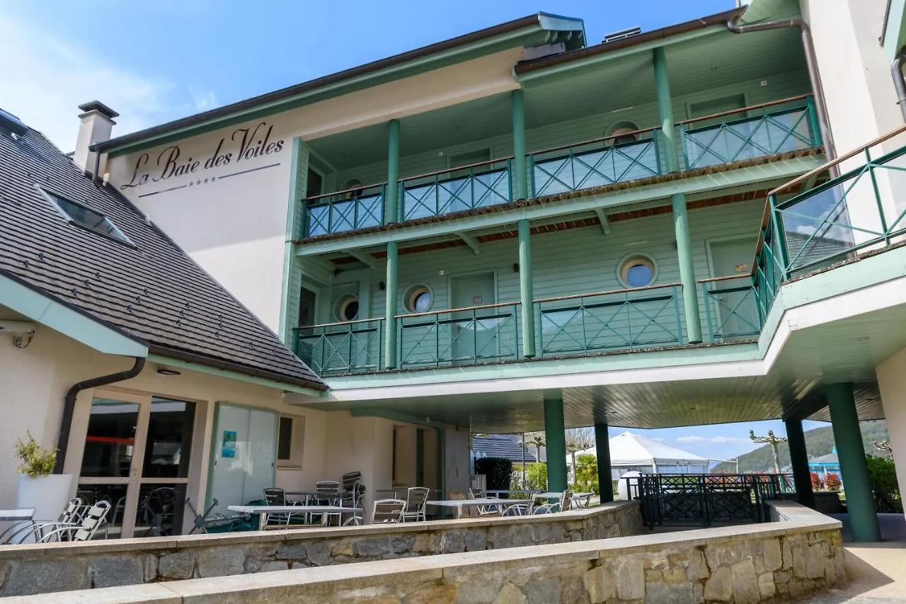 Au Bord Du Lac D'Annecy, Logement Type Loft, Dans Residence Avec Plage Et Ponton Privee Duingt Apartment